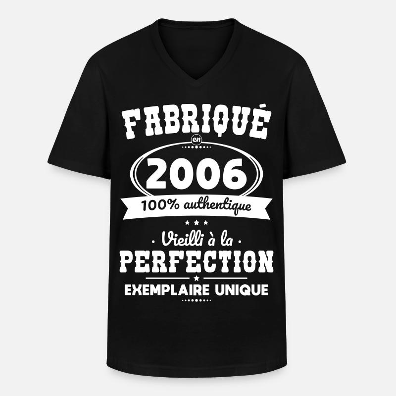 Hergestellt 2006 – Perfekt gereift - Männer-T-Shirt mit V-Ausschnitt - Schwarz