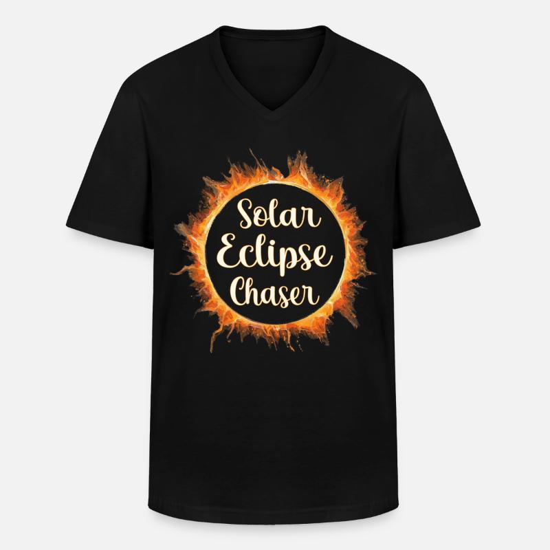 Solar eclipse chaser - Männer-T-Shirt mit V-Ausschnitt - Schwarz