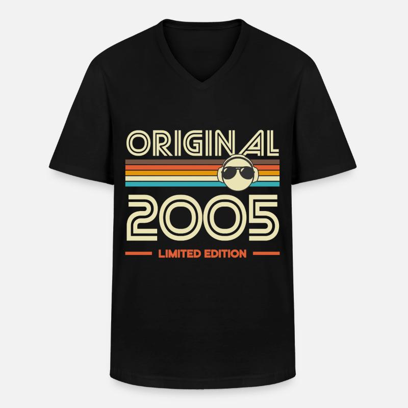 Original 2005 Limited Edition Retro - Männer-T-Shirt mit V-Ausschnitt - Schwarz