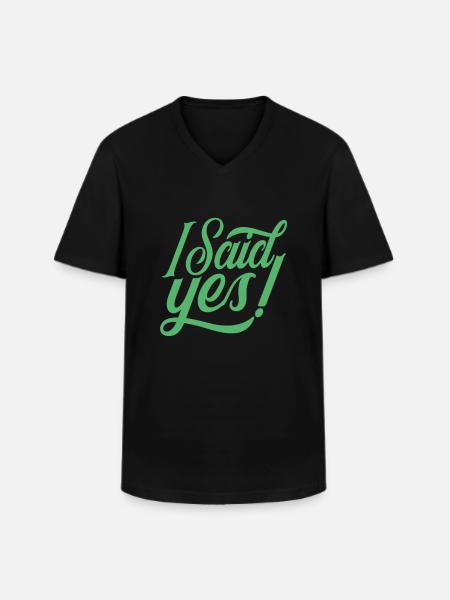 Marriage proposal - Men's V-Neck T-Shirt - black