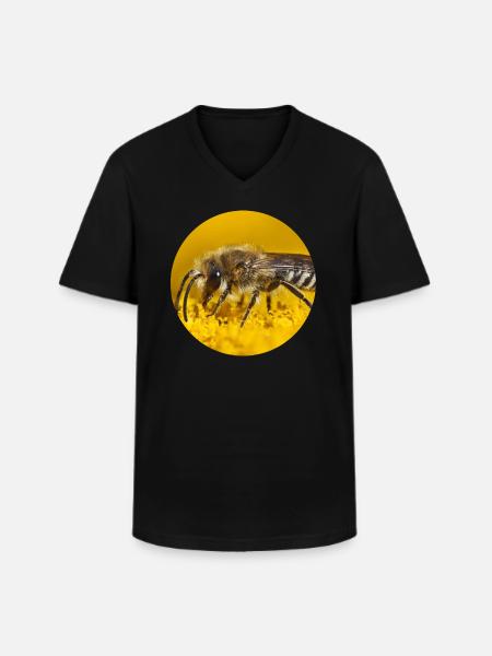 Honey Bee Bees Photography - Men's V-Neck T-Shirt - black