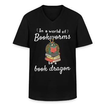 In A World Of Bookworms Be A Book Dragon - Funny - Männer-T-Shirt mit V-Ausschnitt - Schwarz - Vorne - AI Model Male 178 dark (178cm)
