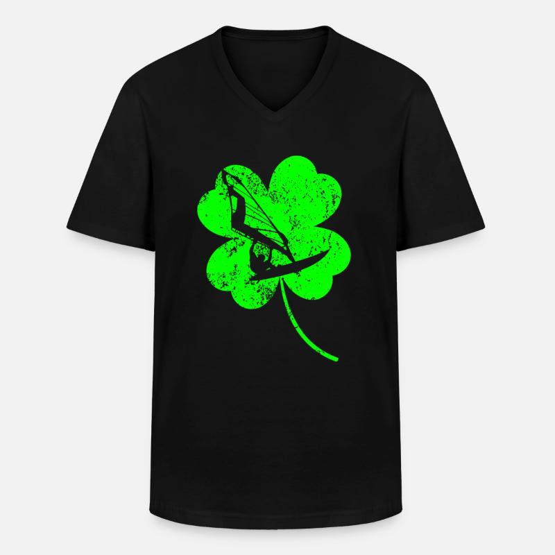 Windsurfen St. Patrick's Day Kleeblatt - Männer-T-Shirt mit V-Ausschnitt - Schwarz