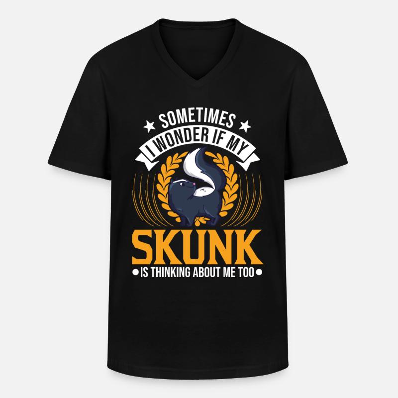 Skunk Gift - Men's V-Neck T-Shirt - black
