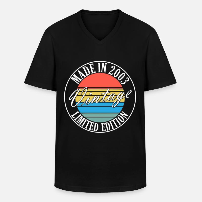 2003 - Born 2003 - Men's V-Neck T-Shirt - black