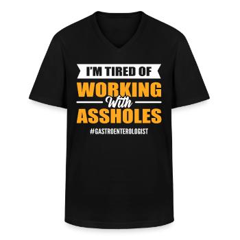 J’en ai marre de parler à un gastro-entérologue A** - T-shirt col V Homme - noir - Devant - AI Model Male 178 dark (178cm)