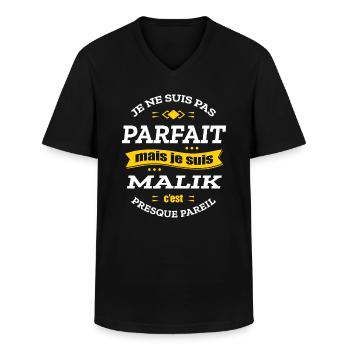 MALIK PARFAIT - PRENOM MALIK - T-shirt col V Homme - noir - Devant - AI Model Male 178 dark (178cm)