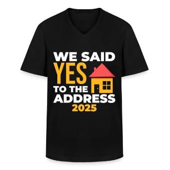 Nous avons dit oui à l’adresse 2025 - T-shirt col V Homme - noir - Devant - AI Model Male 178 dark (178cm)
