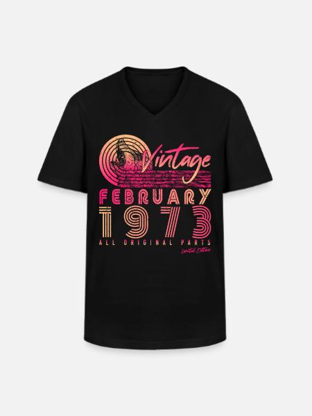 1973 February Limited Retro - Men's V-Neck T-Shirt - black