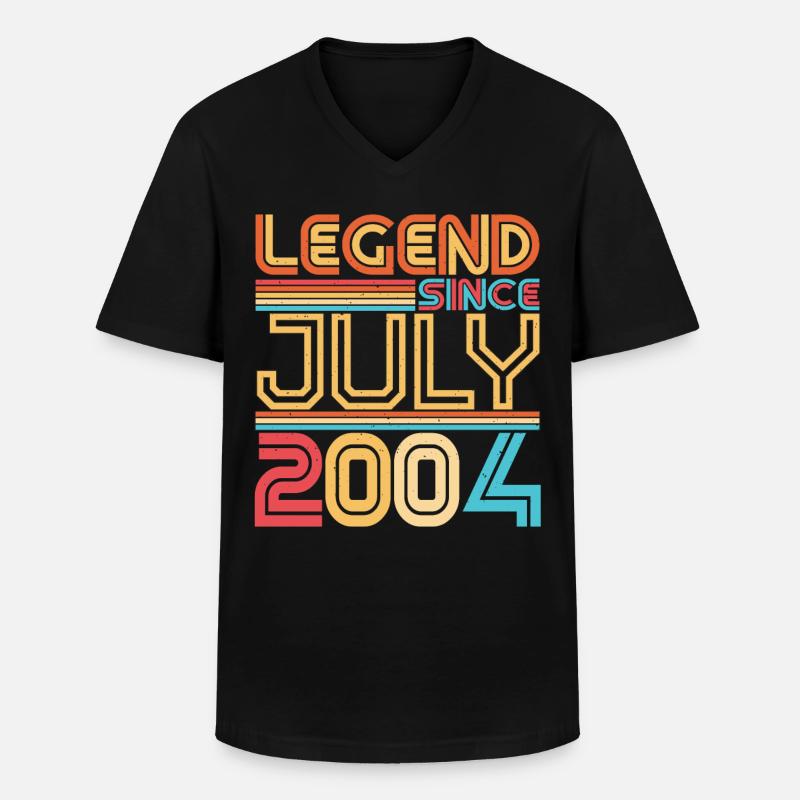 Juli 2004 Endlich 18. - Männer-T-Shirt mit V-Ausschnitt - Schwarz