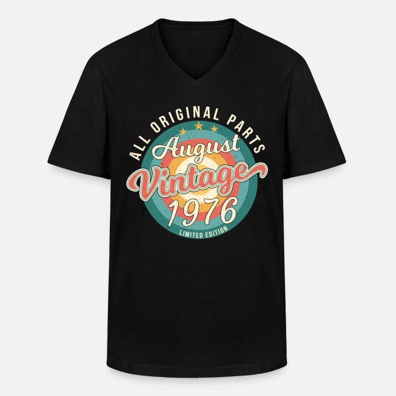August 1976 Geschenkidee - Männer-T-Shirt mit V-Ausschnitt - Schwarz