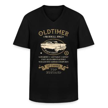 Oldtimer Vintage 1962 - Männer-T-Shirt mit V-Ausschnitt - Schwarz - Vorne - AI Model Male 178 dark (178cm)