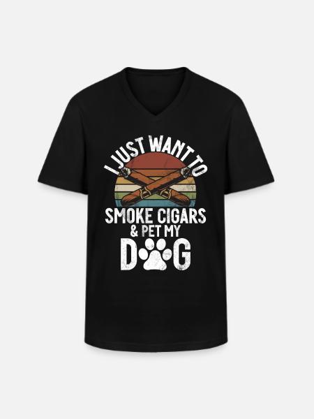 Cigar Smoker - Men's V-Neck T-Shirt - black