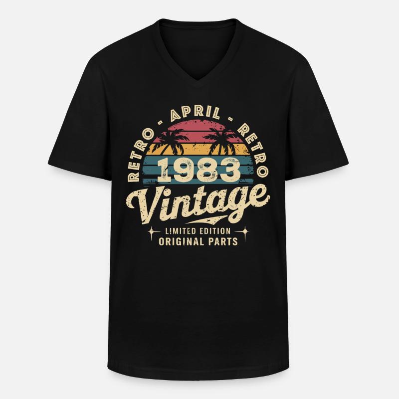Avril 1983 – April 1983 - Männer-T-Shirt mit V-Ausschnitt - Schwarz