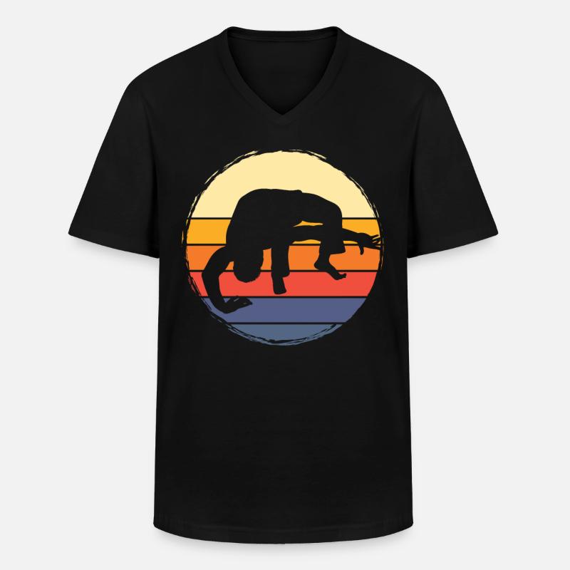 Capoeira - Men's V-Neck T-Shirt - black