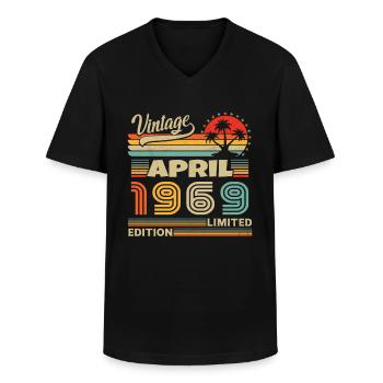 Avril 1969 Anniversaire Avril 1969 Avril - T-shirt col V Homme - noir - Devant - AI Model Male 178 dark (178cm)