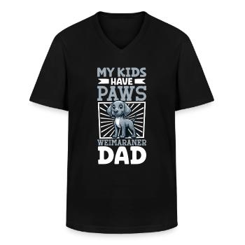 Le braque de Weimar Papa - T-shirt col V Homme - noir - Devant - AI Model Male 178 dark (178cm)