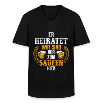 JGA - er heiratet, wir saufen - Männer-T-Shirt mit V-Ausschnitt - Schwarz - Vorne - AI Model Male 178 dark (178cm)