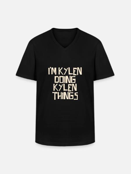 I'm Kylen doing Kylen things - Männer-T-Shirt mit V-Ausschnitt - Schwarz