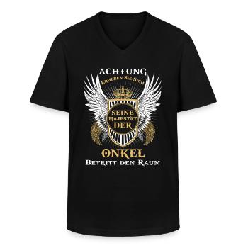 Onkel Majestät Spruch Geschenk - Männer-T-Shirt mit V-Ausschnitt - Schwarz - Vorne - AI Model Male 178 dark (178cm)