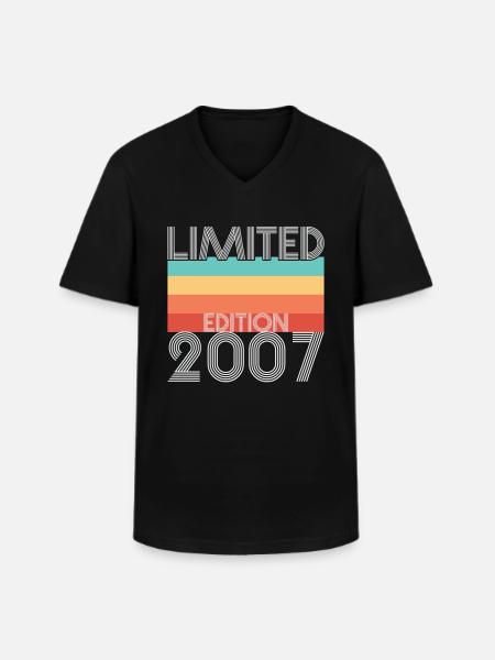 Limited Edition Retro 2007 - Men's V-Neck T-Shirt - black