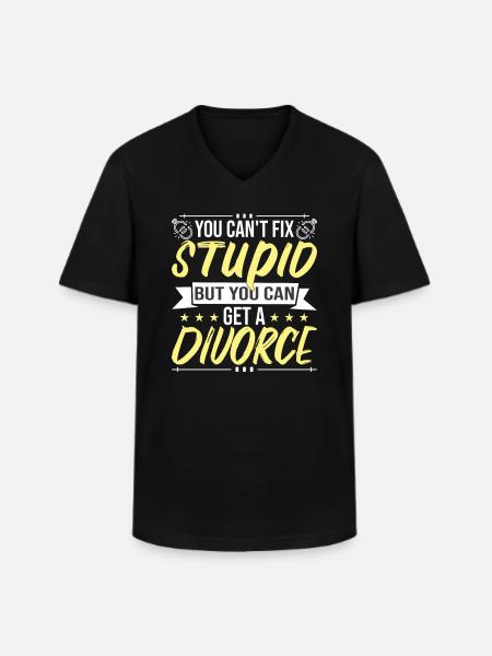 Funny Divorce - Men's V-Neck T-Shirt - black