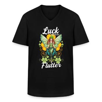 St. Patrick's Day: Glück in jedem Flattern - Männer-T-Shirt mit V-Ausschnitt - Schwarz - Vorne - AI Model Male 178 dark (178cm)