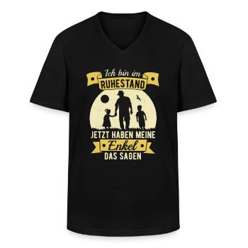 Ruhestand Enkel Opa Spruch Rente Rentner Geschenk - Männer-T-Shirt mit V-Ausschnitt - Schwarz - Vorne - AI Model Male 178 dark (178cm)