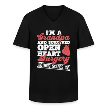 Umfahrung Herz Großvater Herzinfarkt - Männer-T-Shirt mit V-Ausschnitt - Schwarz - Vorne - AI Model Male 178 dark (178cm)
