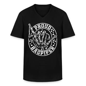 Bagpipe Player - Proud Bagpiper - Männer-T-Shirt mit V-Ausschnitt - Schwarz - Vorne - AI Model Male 178 dark (178cm)