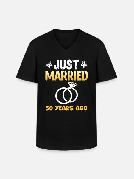 Lige gift 30 år 30 års bryllupsdag - Klassisk herre T-shirt med V-udskæring - sort