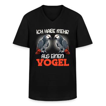 Graupapagei Ich habe mehr als einen Vogel - Männer-T-Shirt mit V-Ausschnitt - Schwarz - Vorne - AI Model Male 178 dark (178cm)