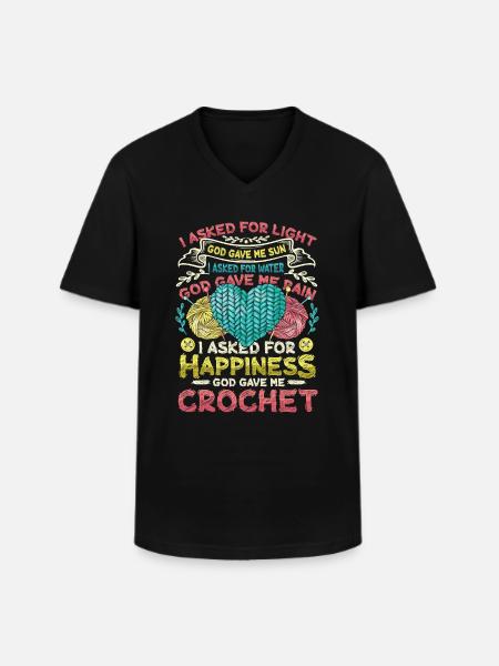 Crochet Lucky Yarns - Men's V-Neck T-Shirt - black