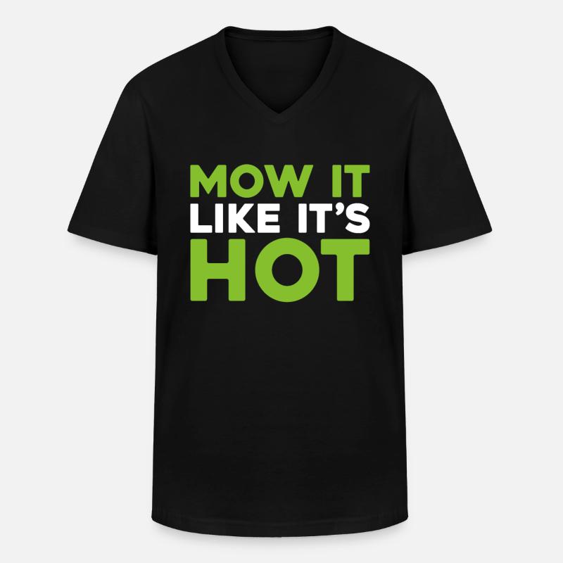 Rasenmäher Mähen - Männer-T-Shirt mit V-Ausschnitt - Schwarz
