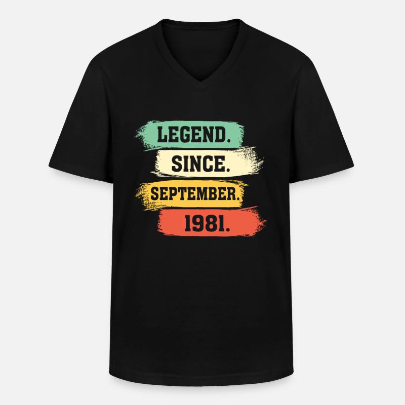 Legend since September 1981 - Männer-T-Shirt mit V-Ausschnitt - Schwarz