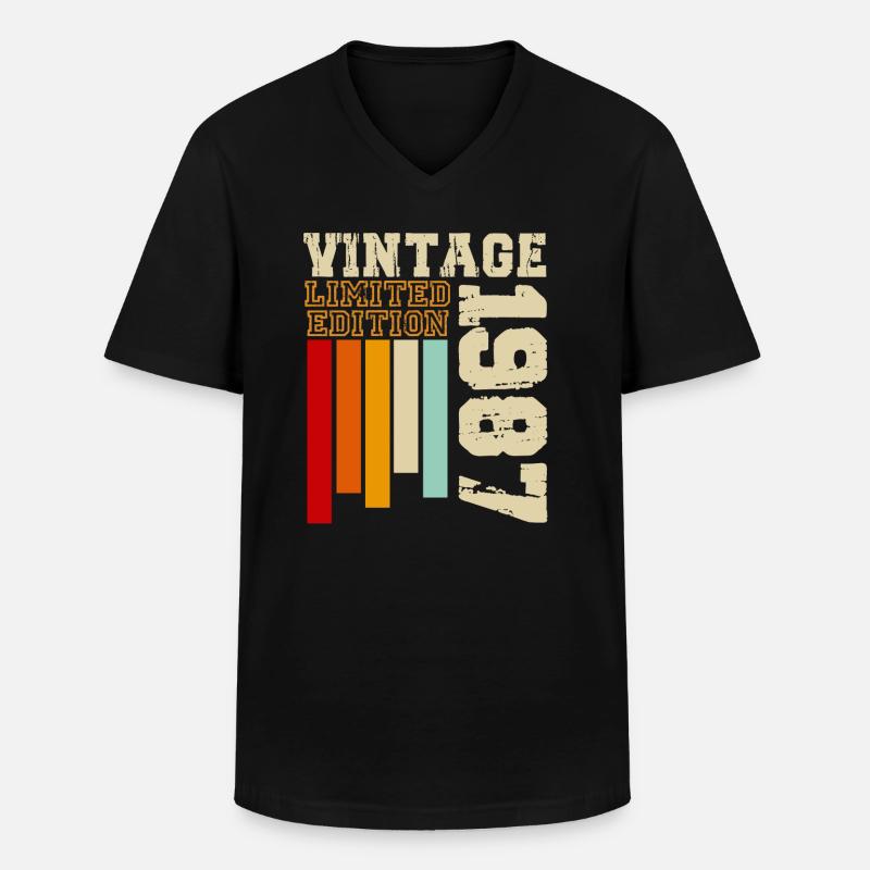 1987 - Männer-T-Shirt mit V-Ausschnitt - Schwarz