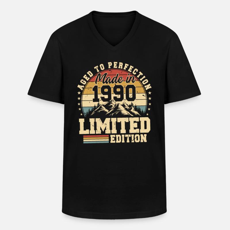Einzigartig seit 1990 - Männer-T-Shirt mit V-Ausschnitt - Schwarz