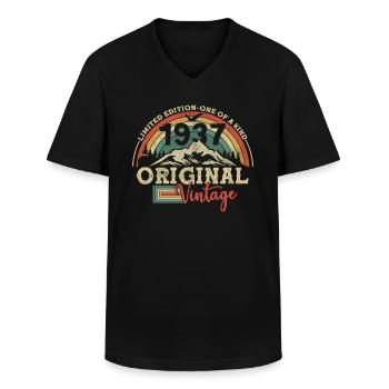 Original Vintage 1937 86/87 Ans - Männer-T-Shirt mit V-Ausschnitt - Schwarz - Vorne - AI Model Male 178 dark (178cm)