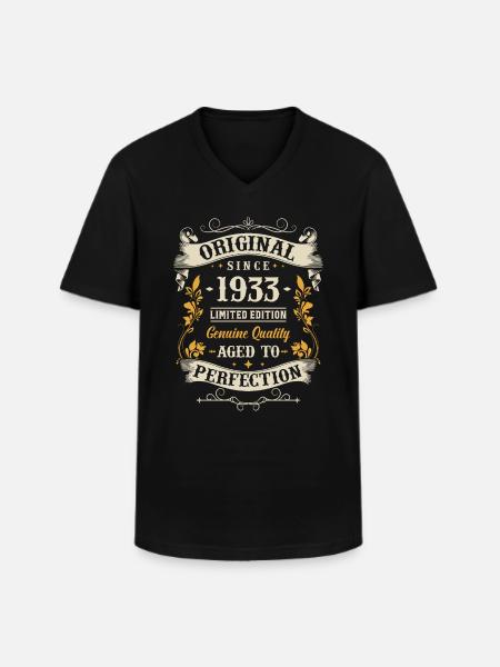 Legendary 1933 year of birth - Men's V-Neck T-Shirt - black
