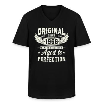 1966 Anniversaire du millésime - T-shirt col V Homme - noir - Devant - AI Model Male 178 dark (178cm)