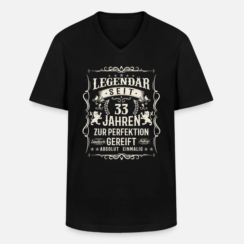Perfektion seit 33 Jahren - Männer-T-Shirt mit V-Ausschnitt - Schwarz