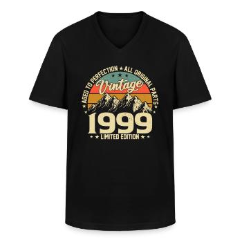 Vintage Geburtsjahr 1999 - Legendärer Jahrgang - Männer-T-Shirt mit V-Ausschnitt - Schwarz - Vorne - AI Model Male 178 dark (178cm)