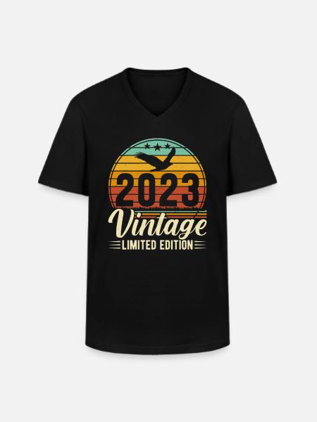 Legends of 2023 - Men's V-Neck T-Shirt - black