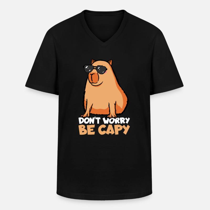 Don't Worry Be Capy - Männer-T-Shirt mit V-Ausschnitt - Schwarz