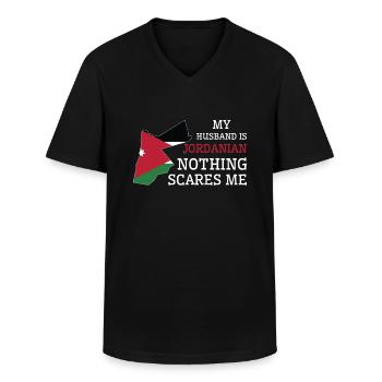 Rien ne me fait peur Mon mari est jordanien - T-shirt col V Homme - noir - Devant - AI Model Male 178 dark (178cm)