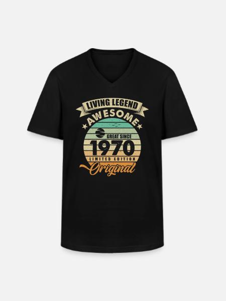 1970 Birthday Retro Orginal - Men's V-Neck T-Shirt - black