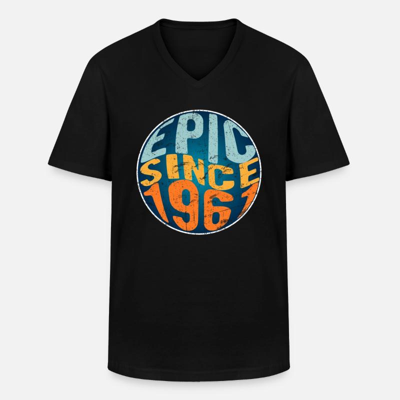 Episch Seit 1961 - Männer-T-Shirt mit V-Ausschnitt - Schwarz