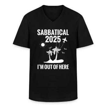 Sabbatical 2025: I'm out of here - Men's V-Neck T-Shirt - black - Front - AI Model Male 178 dark (178cm)