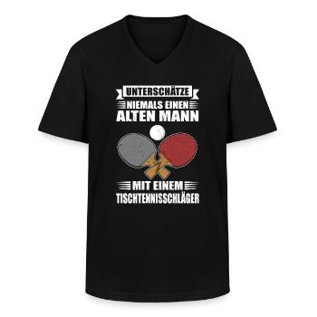 Unterschätze niemals einen alten Mann Tischtennis - Männer-T-Shirt mit V-Ausschnitt - Schwarz - Vorne - AI Model Male 178 dark (178cm)