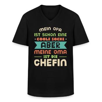 Mein Opa ist cool! Meine Oma ist die Chefin. Oma - Männer-T-Shirt mit V-Ausschnitt - Schwarz - Vorne - AI Model Male 178 dark (178cm)